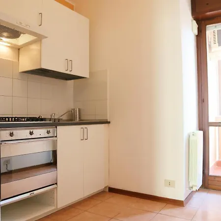 Agostino Airport Apartman Pisa